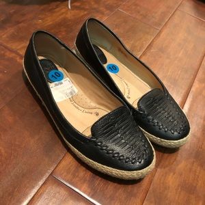 Sofft brand flats